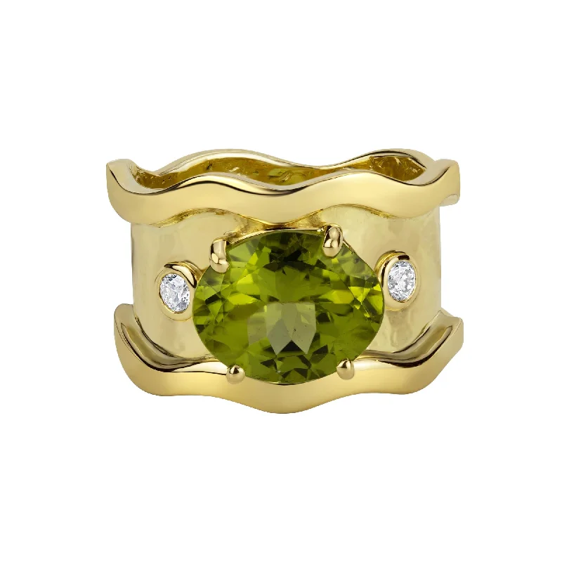 Ladies rings with coal jet -Ring - Peridot And Diamond