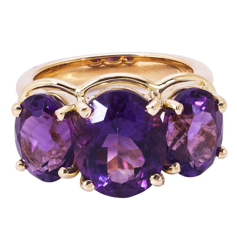 Ladies rings for digital vibes -Repair - Ring - Amethyst in 18K Gold