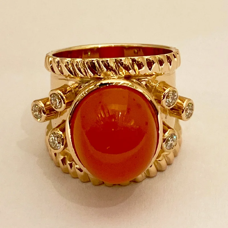 Ladies rings for makers -Ring - Cornelian and Diamond in 18K Gold