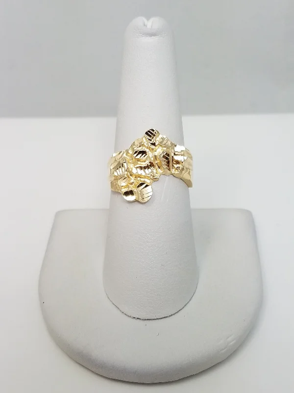 Ladies rings for red-carpet nights -Impressive 14k Yellow Gold Nugget Ring