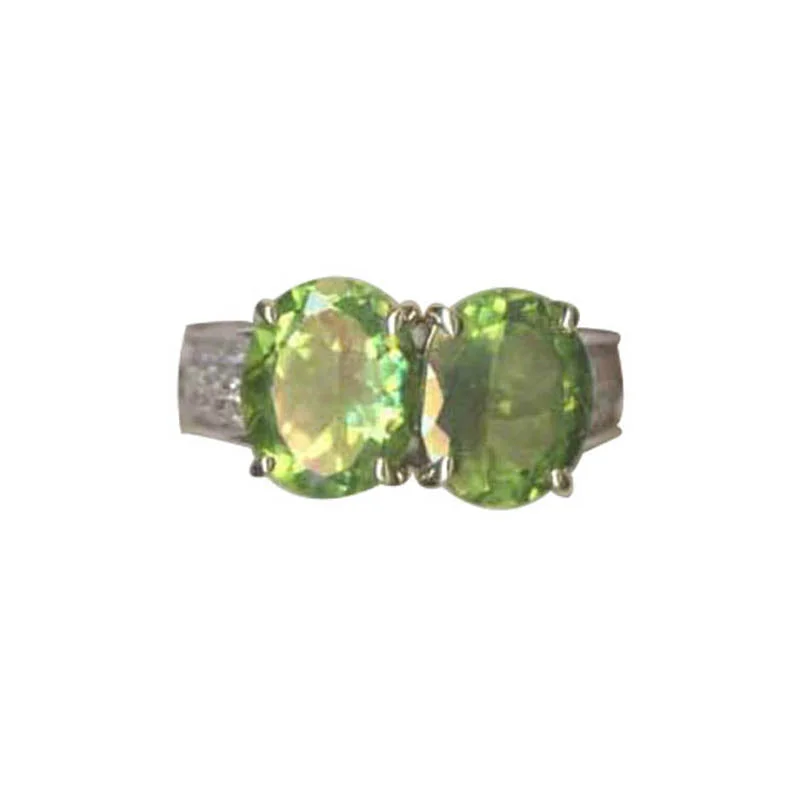 Ladies rings corrosion-resistant metal -Ring- Peridot And Diamond  (24CM)