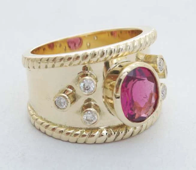 Ladies rings fun brilliance -Repair - Ring - Rubellite and Diamond in 18K Gold (1745N)