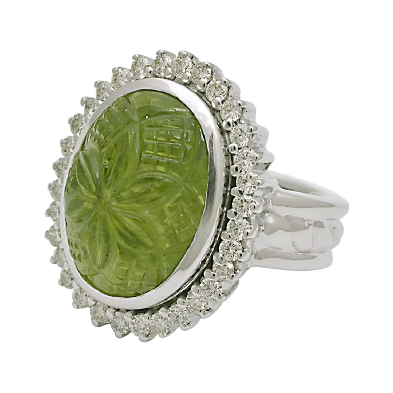 Ladies rings with crown motifs -Ring- Peridot And Diamond