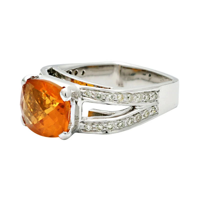 Ladies rings for red-carpet nights -Ring- Citrine And Diamond