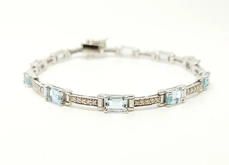 ladies-everyday-pearl-bracelets-AQUAMARINE & DIAMOND HOT-CAKE BRACELET AD NO: 2752