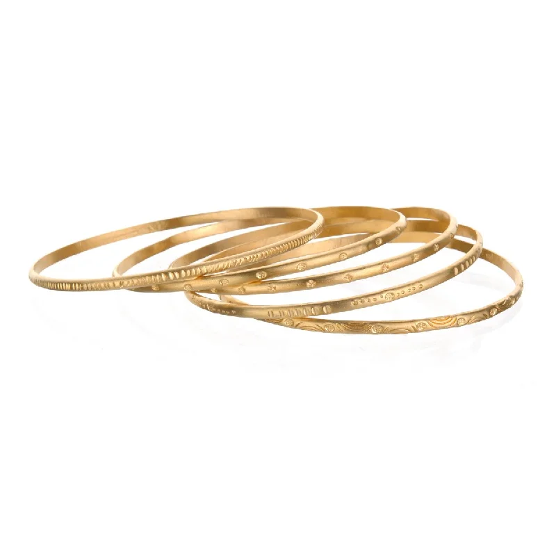 ladies-gift-wrap-bracelets-Gold Melody Bracelet Bangle