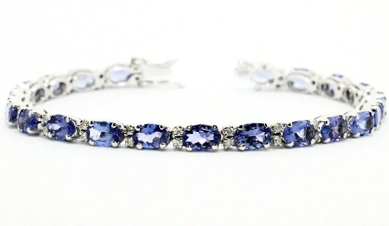 ladies-classic-twist-bracelets-Tanzanite And Diamond Tennis Bracelet Ad No.0692