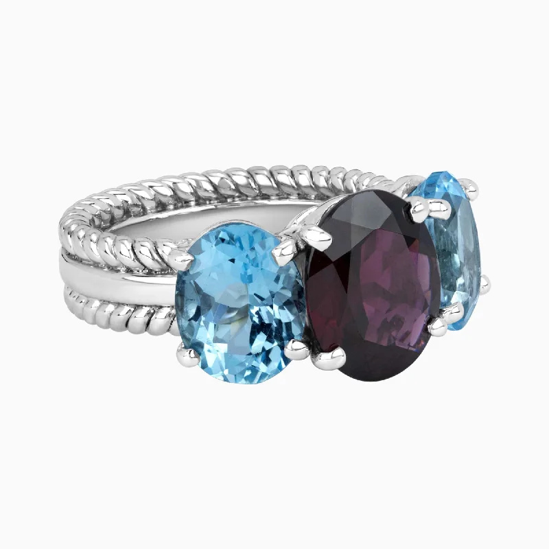 Ladies rings roamer’s style -Ring - Garnet And Blue Topaz