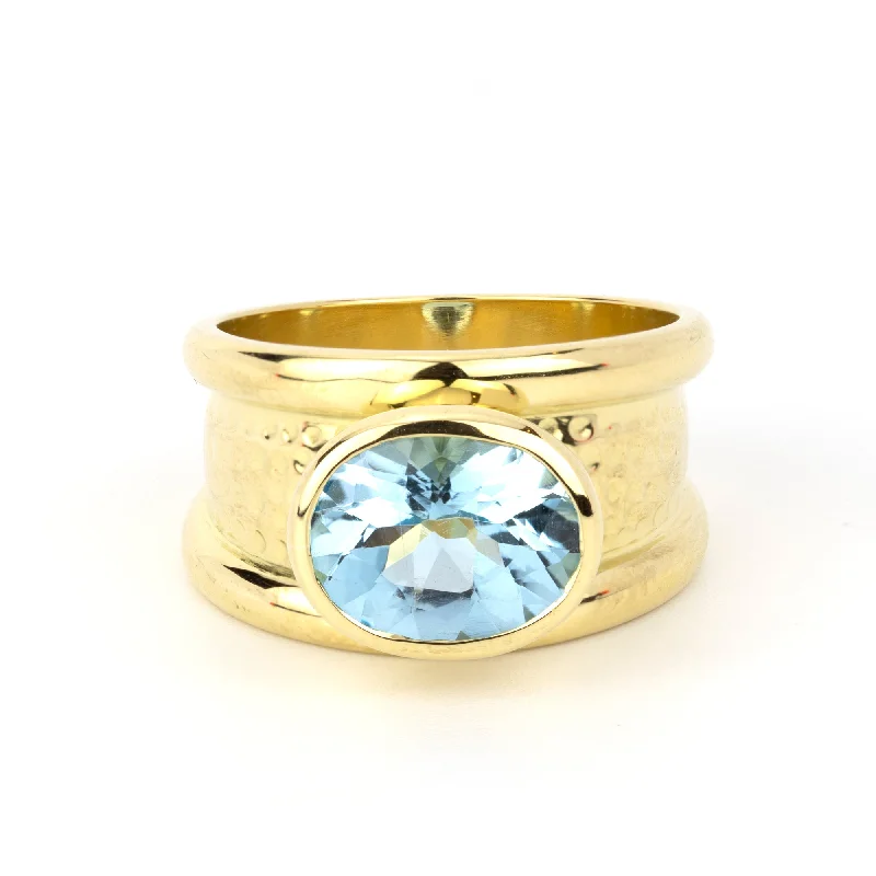 Ladies rings quirky charm -Ring - Blue Topaz