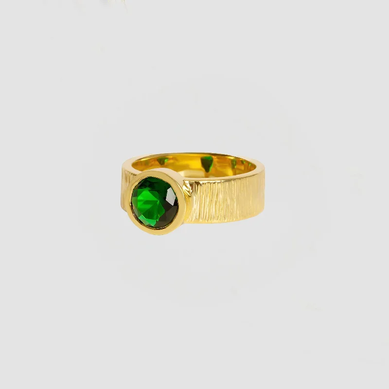 Ladies rings for lifelong bonds -Bark Emerald Ring