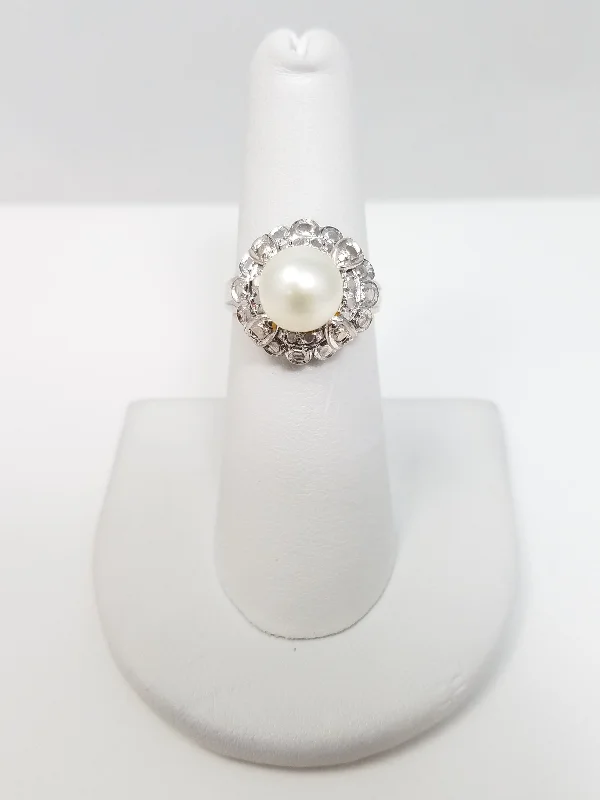 Ladies rings for quiet nights -Elegant 14k White Gold Natural Cultured Akoya Saltwater Pearl Ring